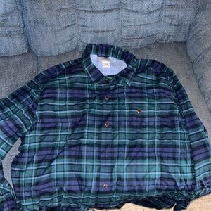 Men’s long sleeve shirt